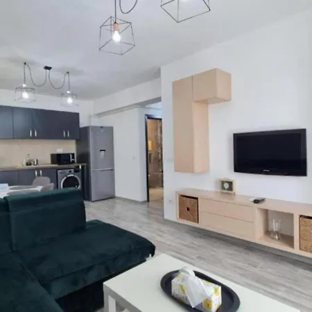 Emerald Mamaia Nord Appartement *